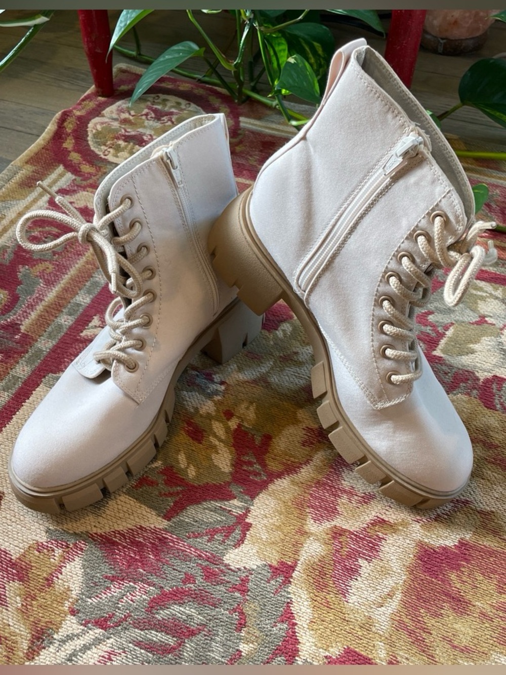 Universal Thread Women's Lace-Up Ankle Boots in Light Beige